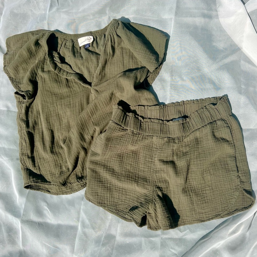 Universal Threads Green Cotton Set